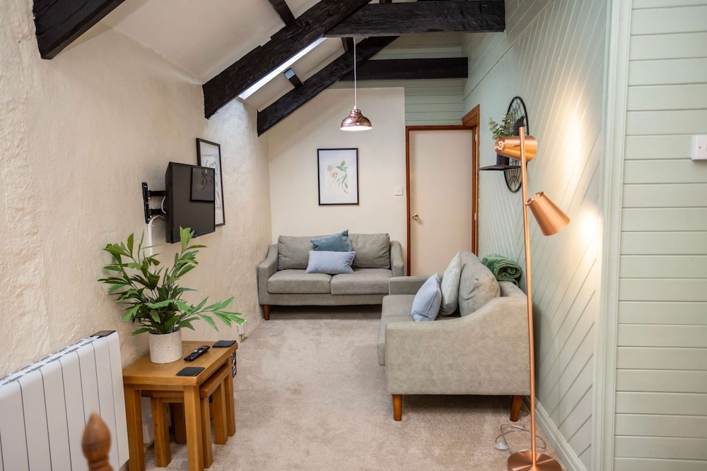 Hall House Estate - 4 Properties- St Florence