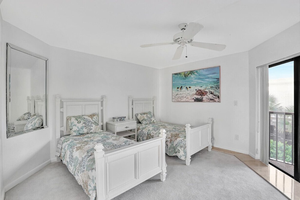 Sandy Beach Retreat view 5