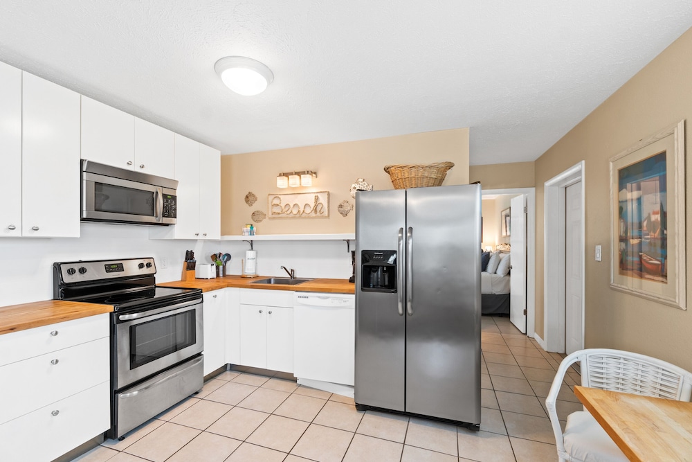 Adorable Beach Cottages in Panama City Beach by Panhandle Getaways