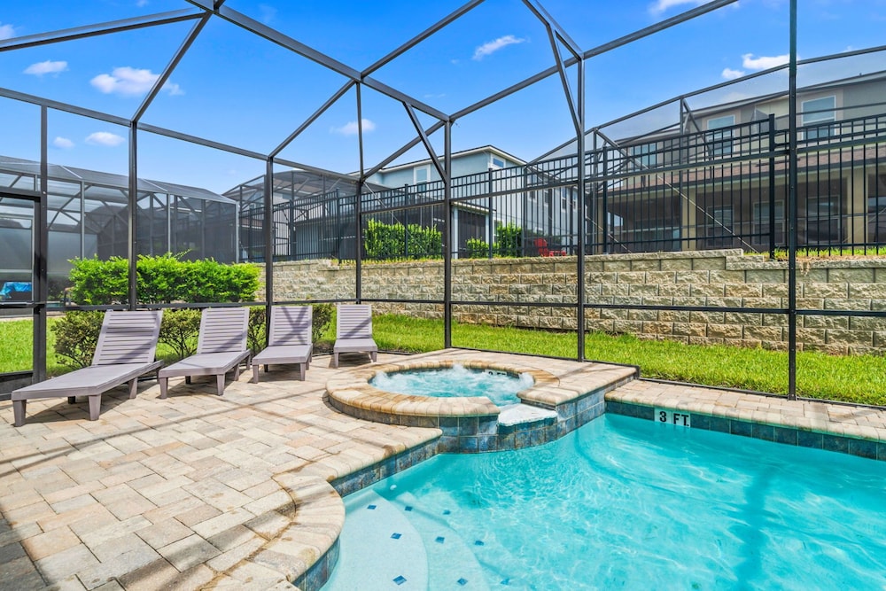 9014 Sunshine Ridge Loop