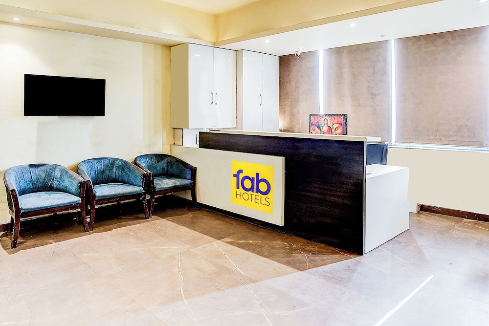 Fabhotel Ramaya Palace