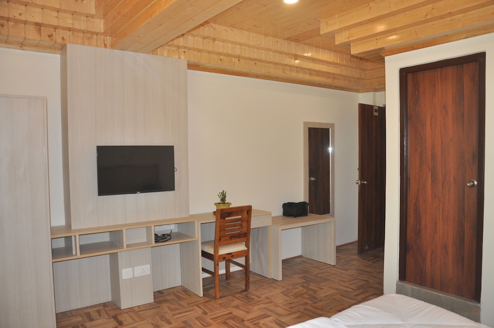 Kunden Fortune Resort Gangtok Near MG Marg