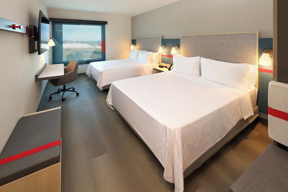 avid hotel Guadalajara Aeropuerto Norte by IHG