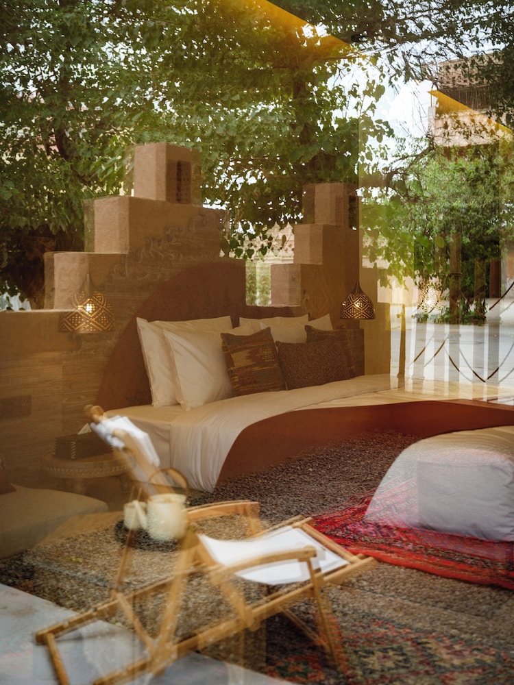 Rizamat Manor Bed&Breakfast