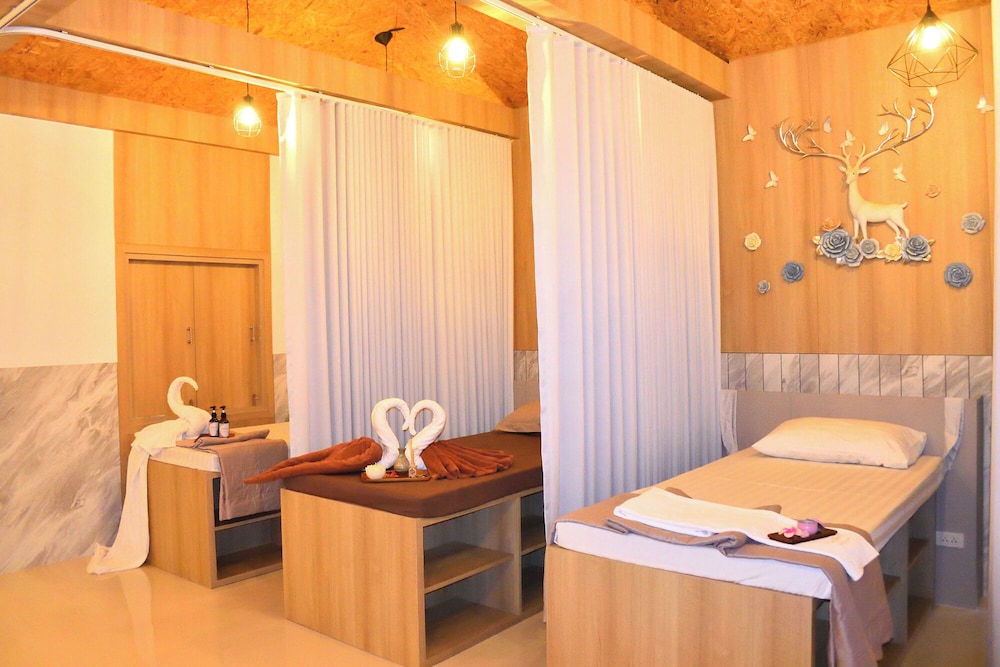 The Neenlawat Riverside Resort & Spa
