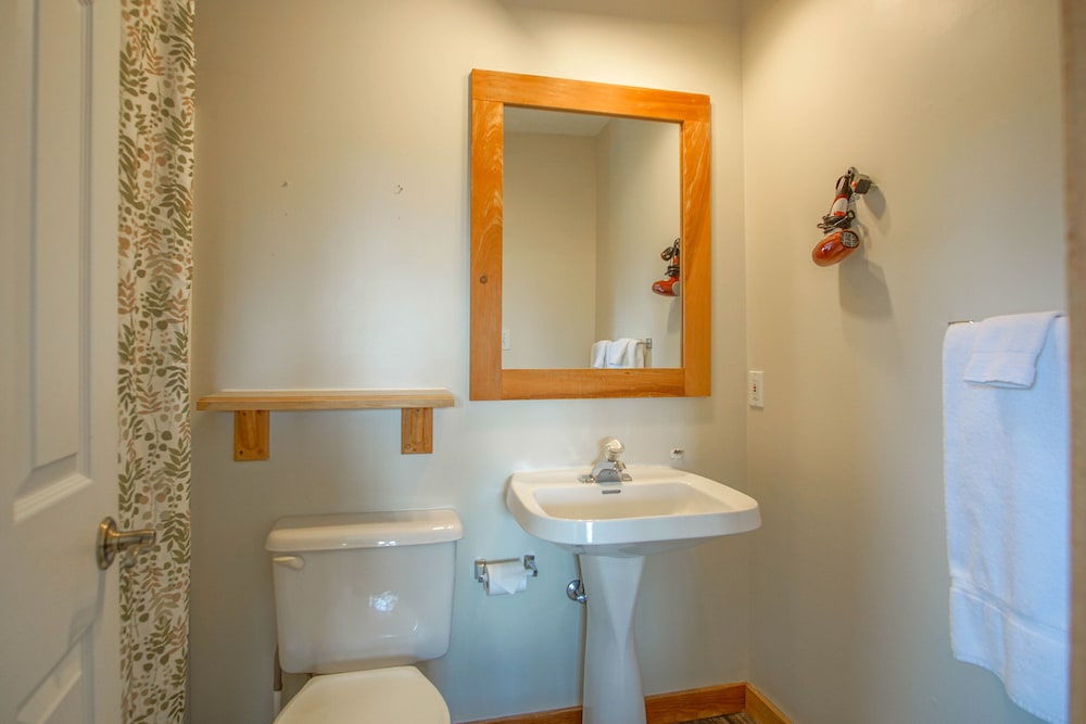 Camp 4 #21: 2 Bedrooms, 2.5 Baths: Slope Side, Gas Fireplace