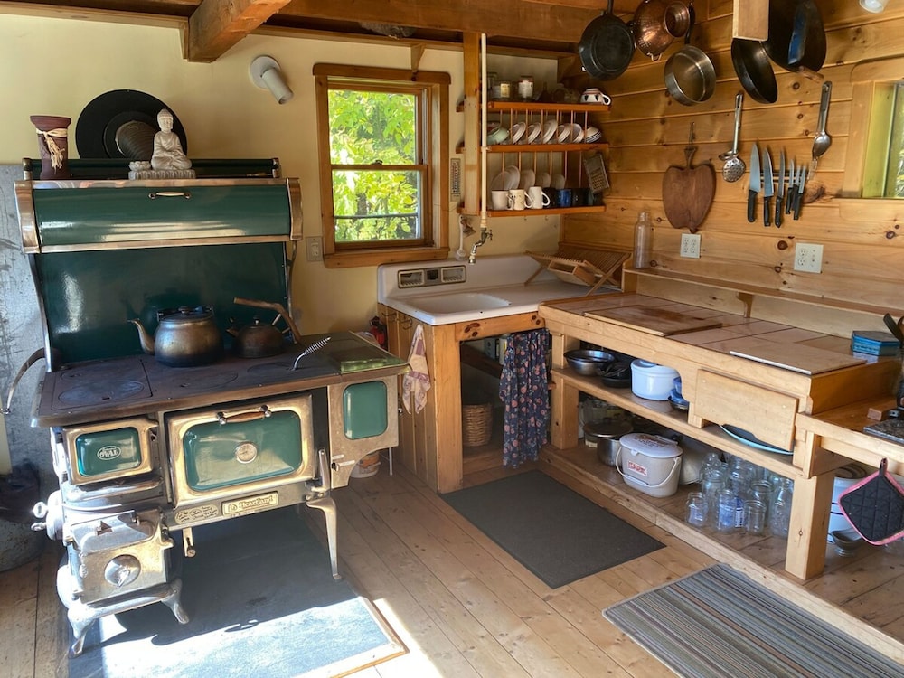 Relaxing Nature Retreat Perfect for Large Groups