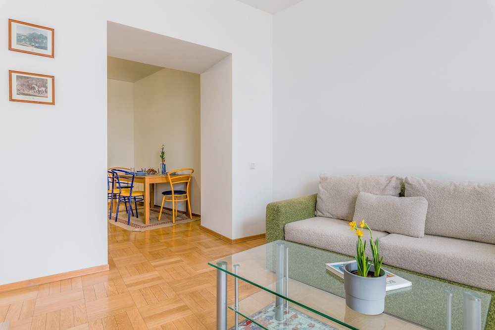 Welcome Home Apartments Griboedova 41