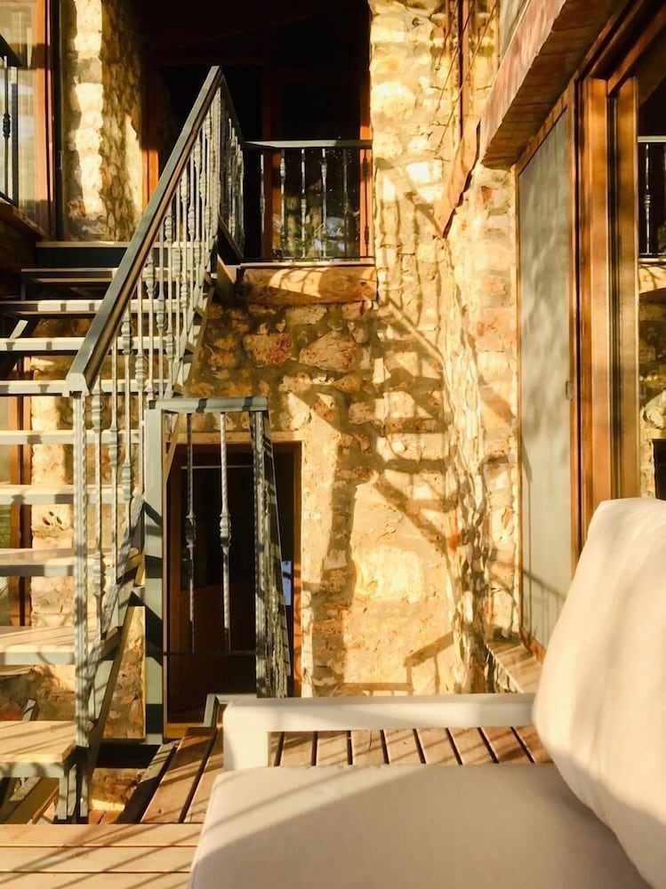 Kale Lodge - Adults Only - Image 6