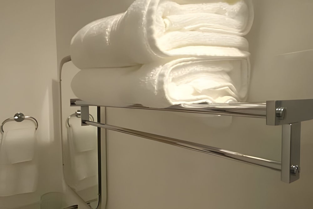 Modern Suite 3 - Heart of Roma Norte photo 5