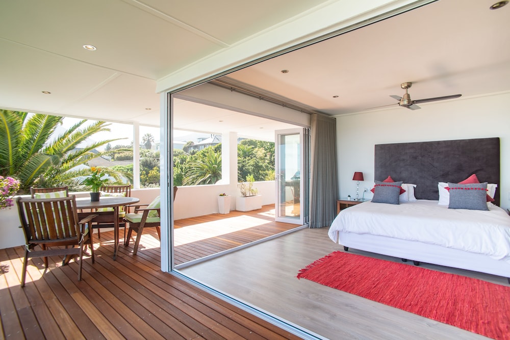 Funkey Villas