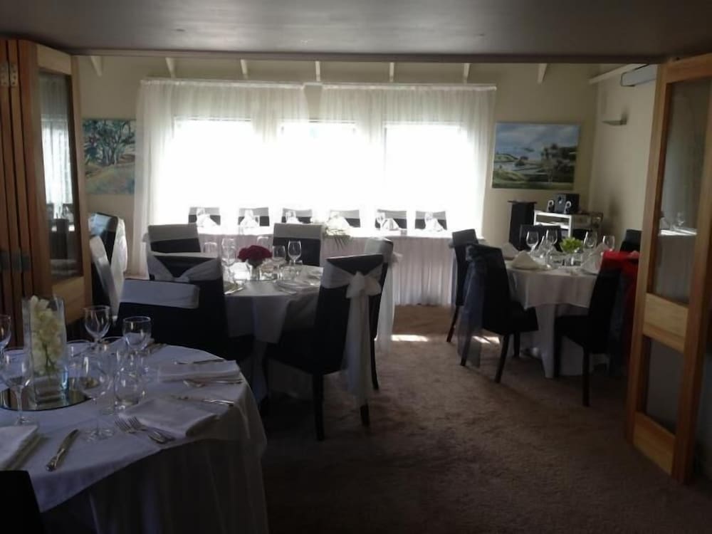 Tawharanui Lodge view 5