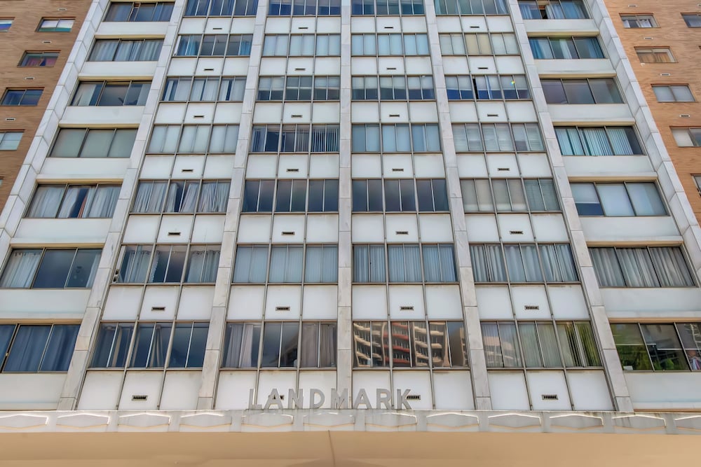 Modern 3BR Condo - Heart of ATL