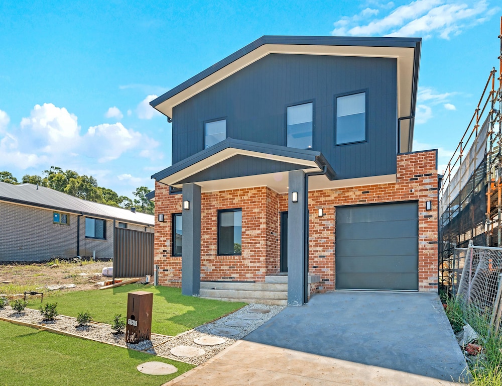 Kozyguru | Cobbitty | Brand New Stylish 4Br House