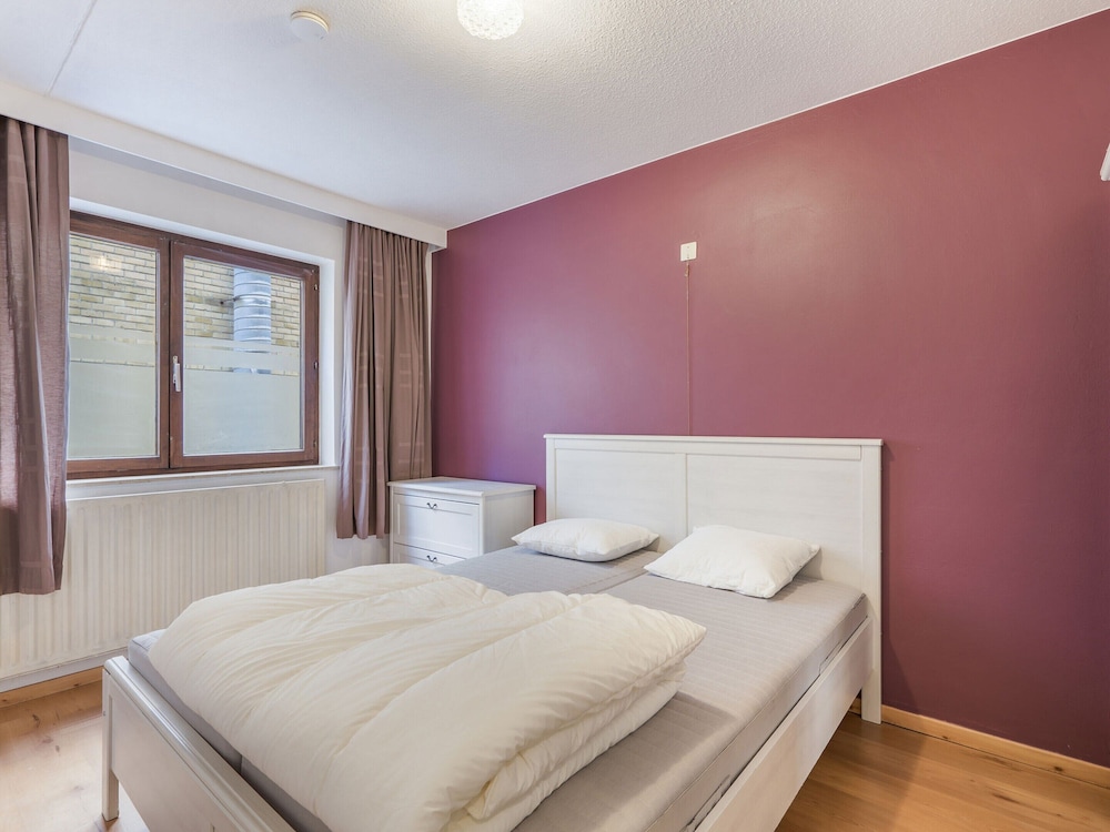 Pleasant Apartment Near the Beach