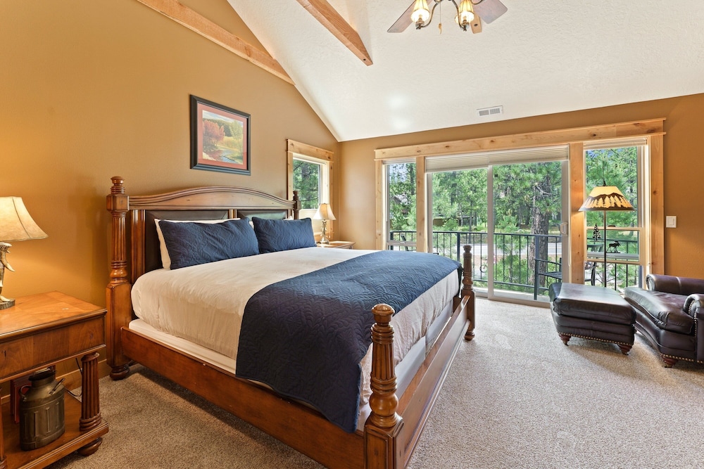 4 Red Fir 6 Bedroom Home