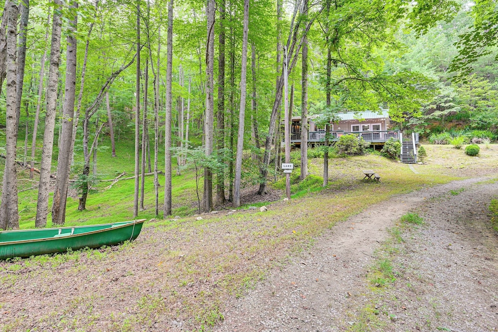 Pet-friendly Philpott Lake Cabin: Hiking & Boating