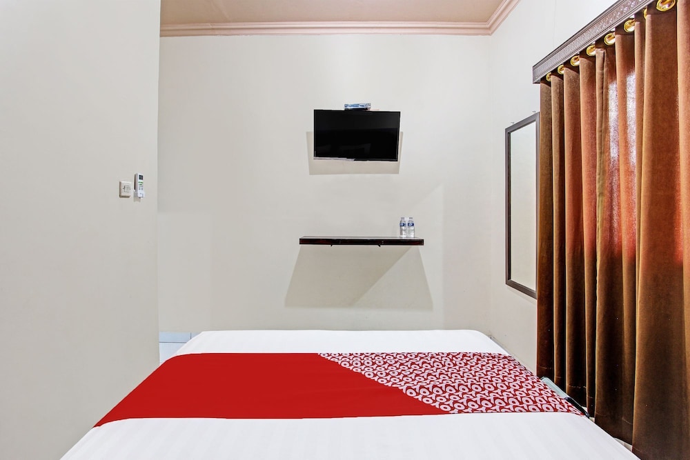 OYO 92289 Hotel Aji Kusuma