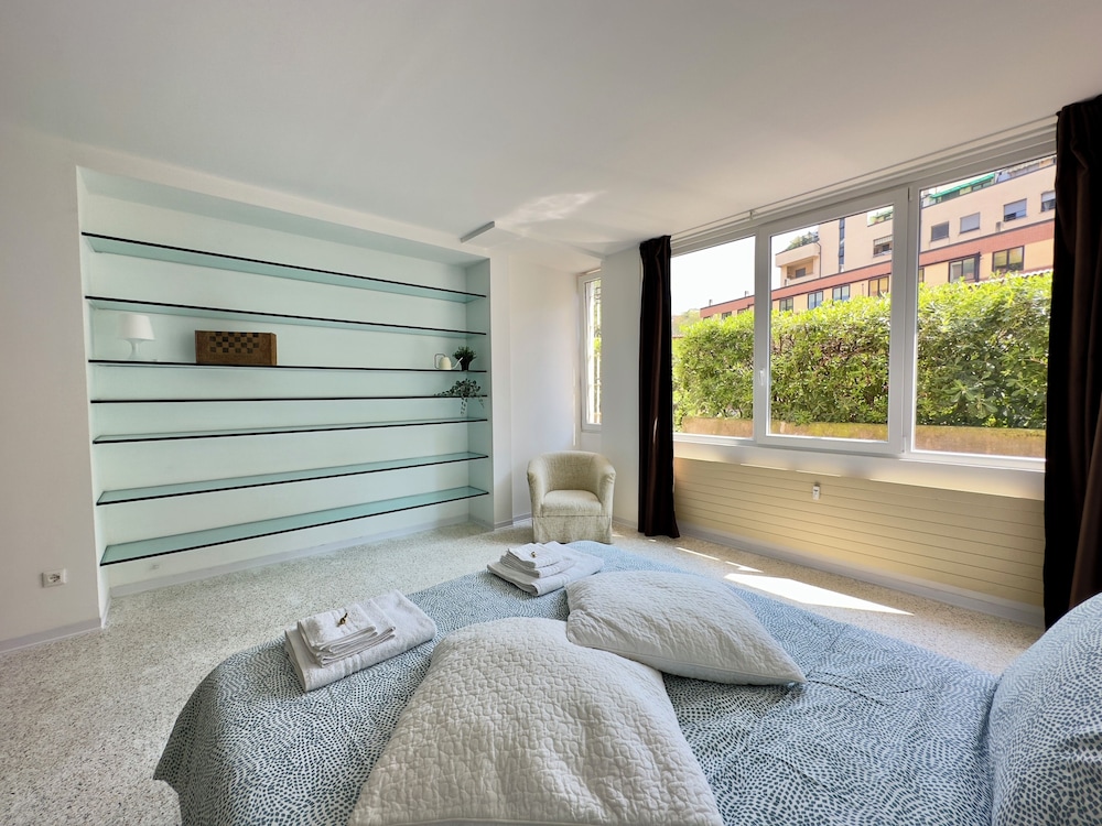 Navigli Apartments