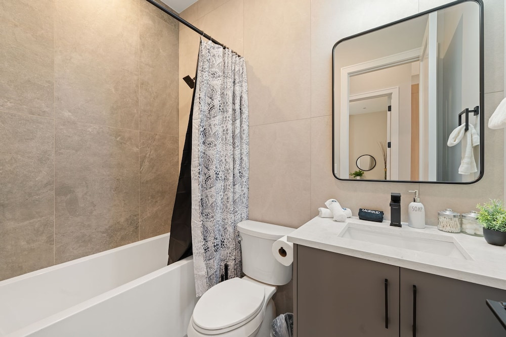 New Building in Med District - Modern 2bed 2bath