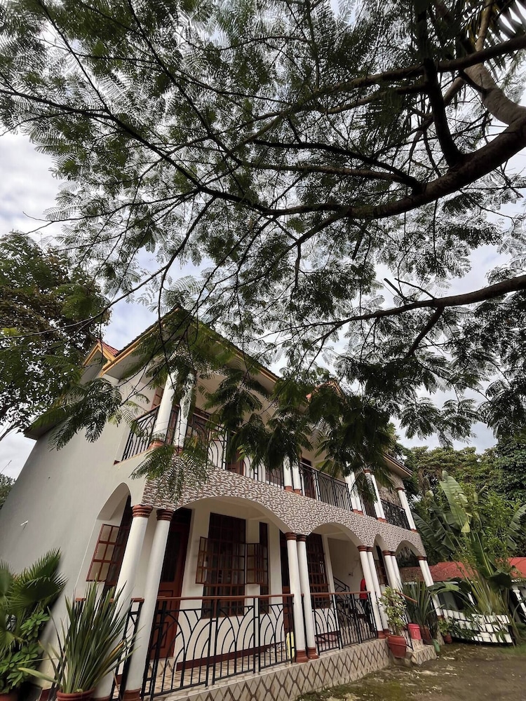IICHOROI FARM HOUSE