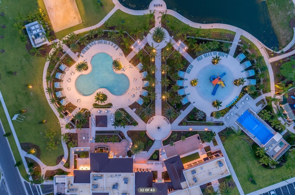 Magic Kingdom House- Brand Luxury Pool Home