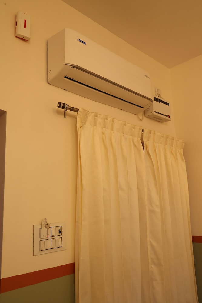 Dwaraka Guest House