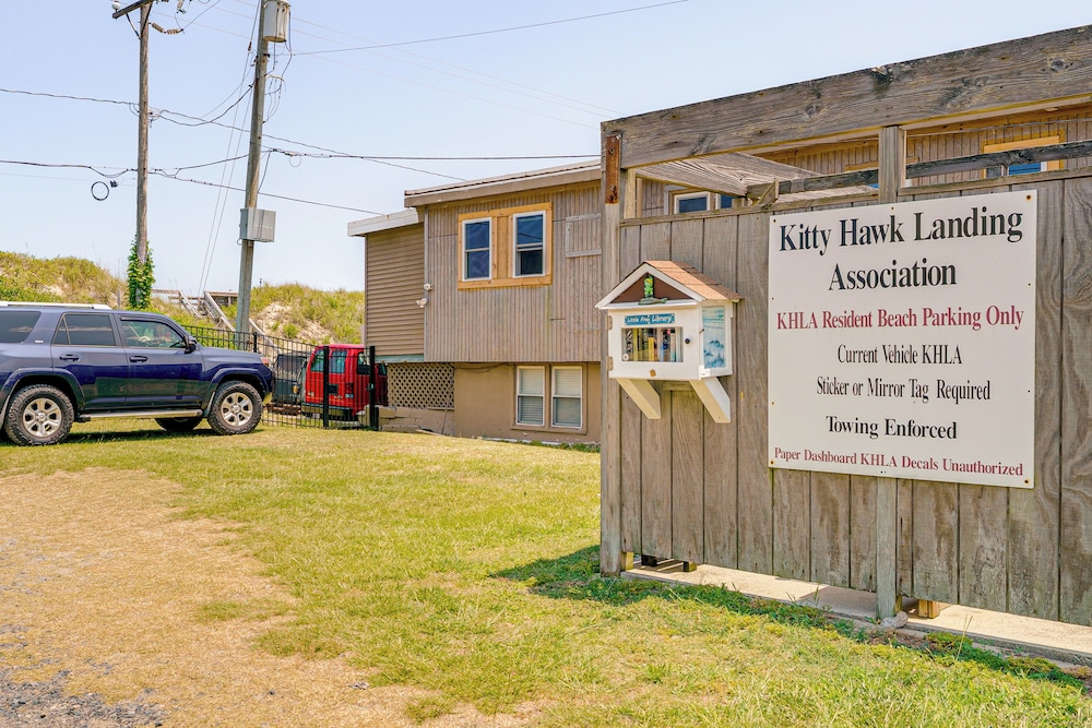 Private Beach Access & Hot Tub: Kitty Hawk Haven