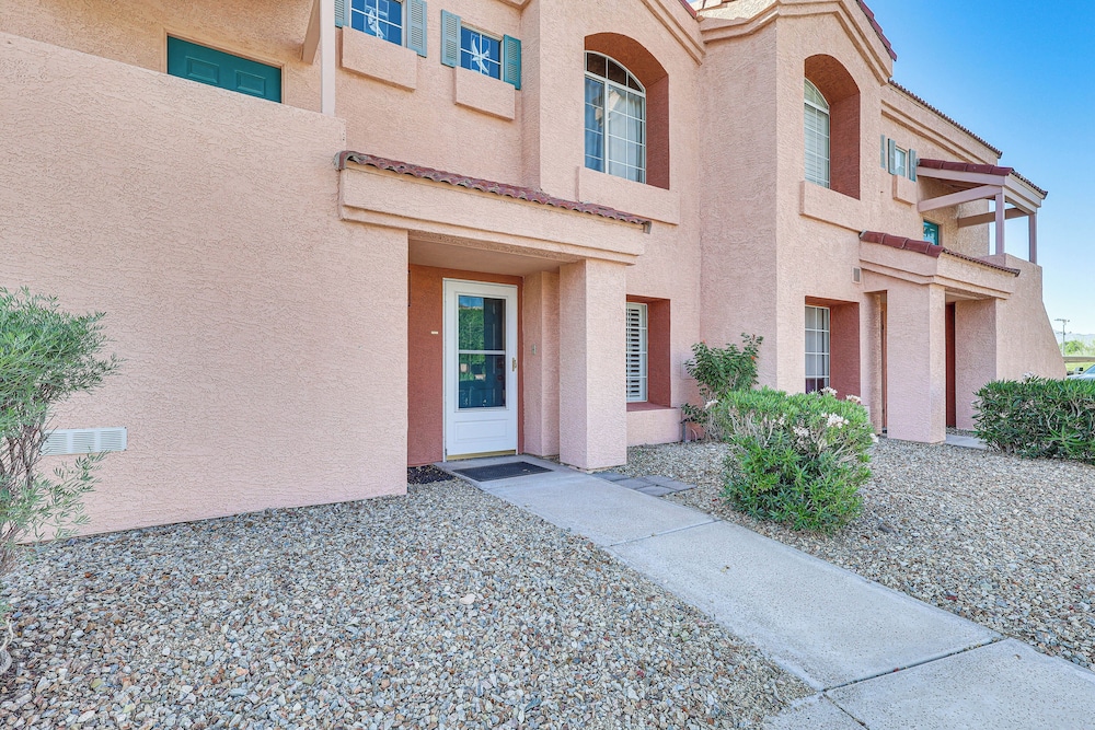 1 Mi to Beach: Condo w/ Pool in Lake Havasu City