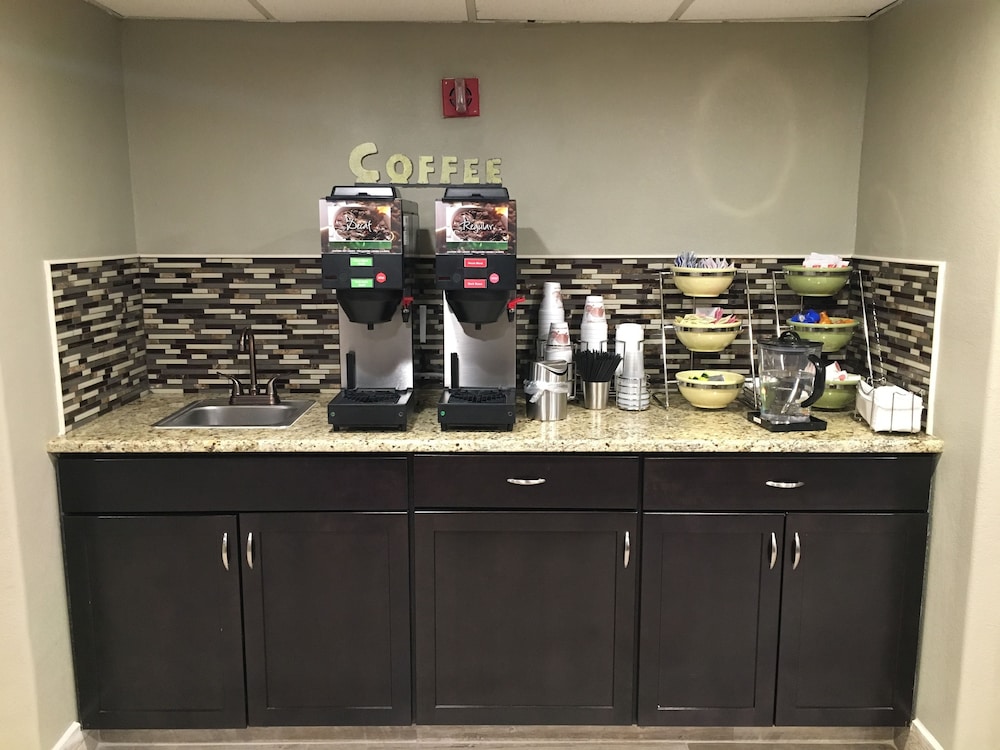 Quality Inn & Suites Winfield