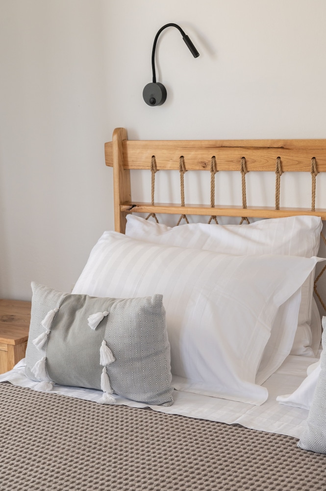 Sea Lilies Suites photo 3