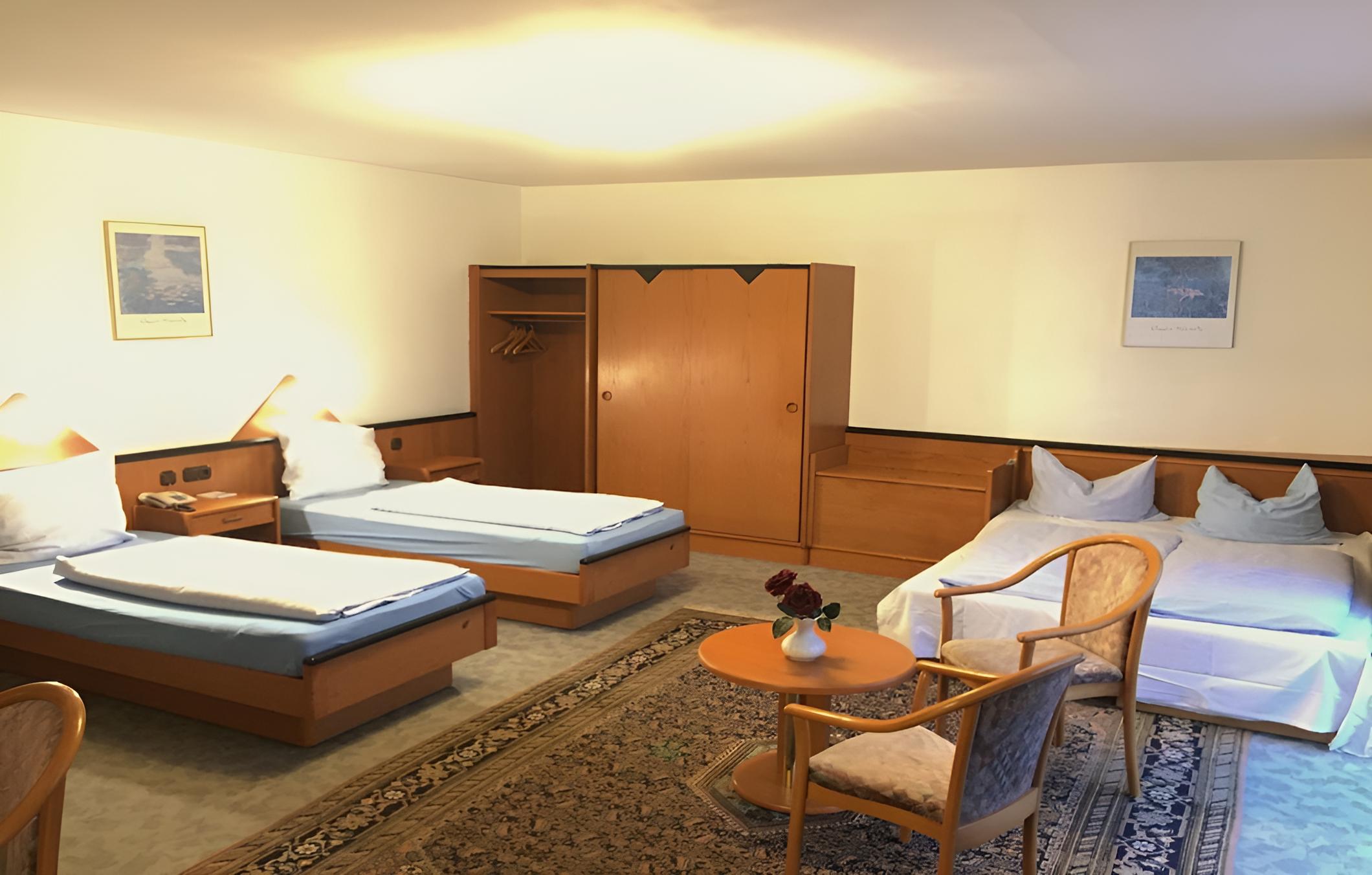 Hotel Ambassador