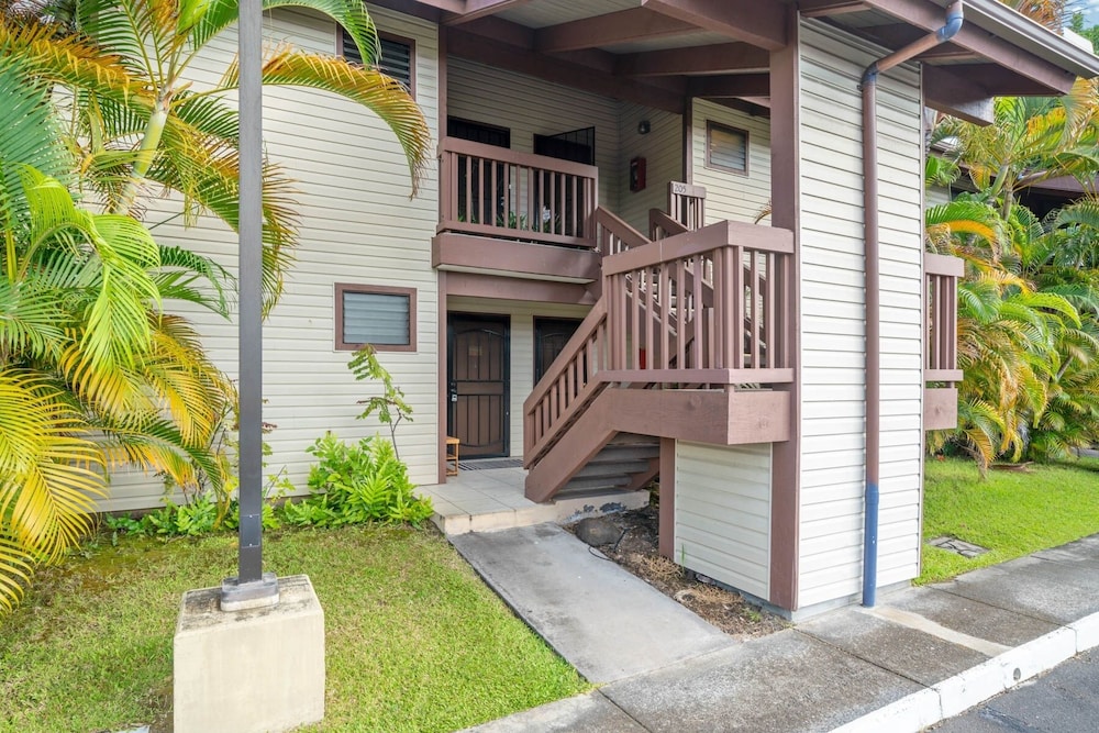 Big Island Lunapule Condos 205b 2 Bedroom Condo