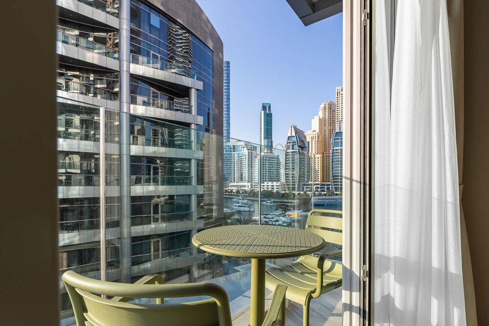 Luxurious Studio Condor Marina