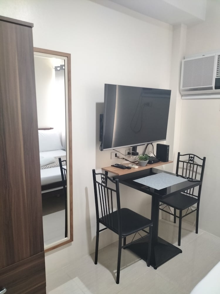 The Persimmon Studios