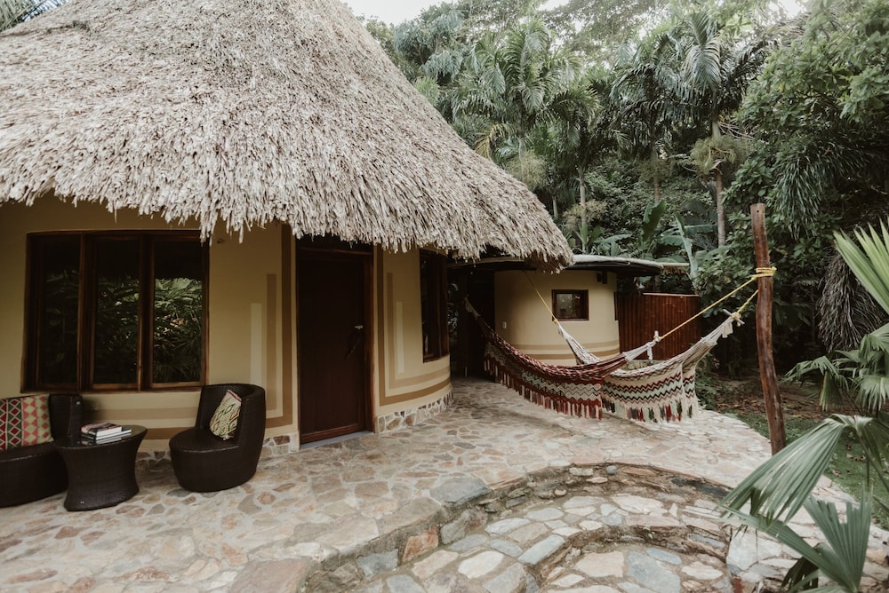 One Santuario Natural