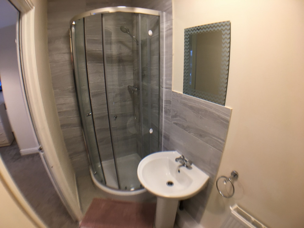 Quayside Properties 4 hotel type rooms