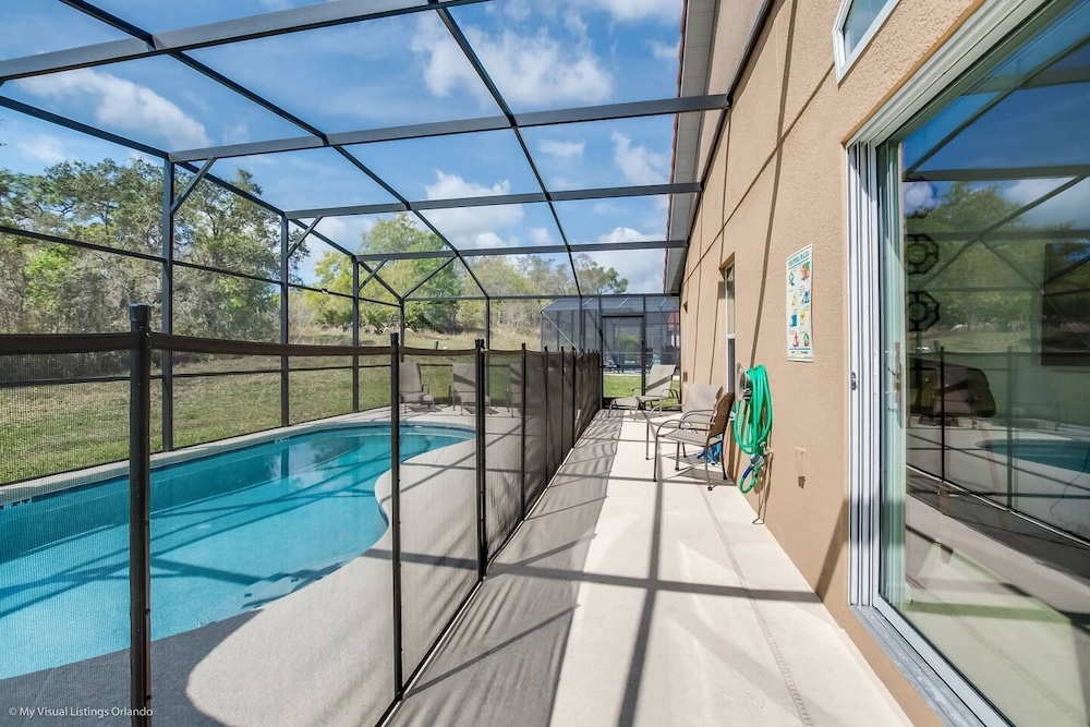 Light, Fresh and Airy Pool Home Near Disney 4bd/3ba - #4av420 - Image 4