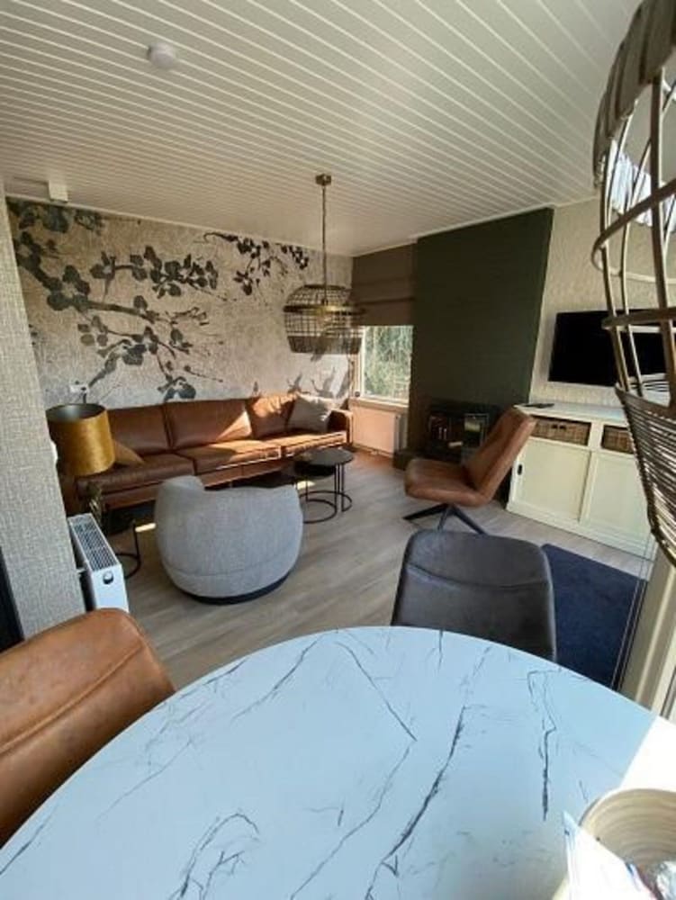 Cosy Family Bungalow on Quiet Resort