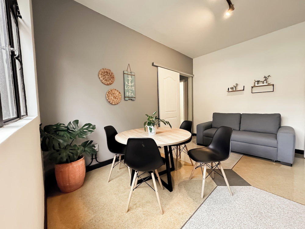 Alojamiento pet-friendly en Medellín, sector Laureles