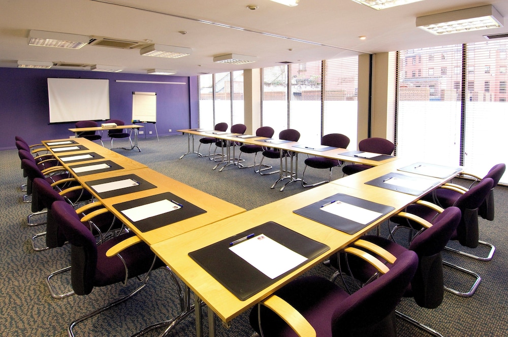 Premier Inn Liverpool City Centre - Moorfields — Liverpool photo 4