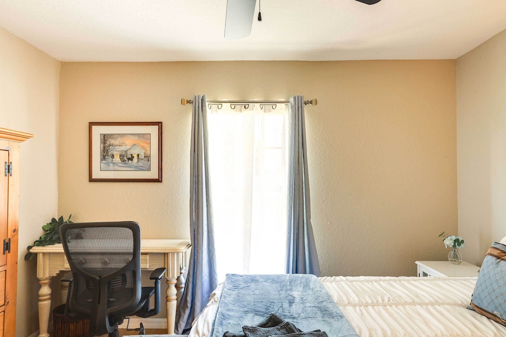 Ocala Retreat, 2 Mi to World Equestrian Center! view 4