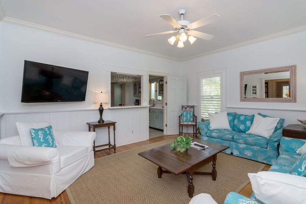 Cottage Rental Agency - Seaside, Florida