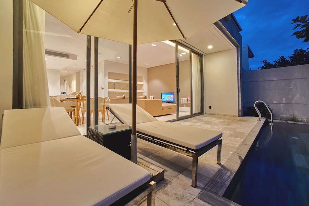 Ocean Villas Beach Resort