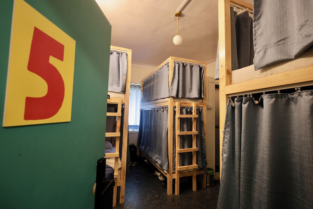 Locomo Hostel Mini - 9 mins from airport