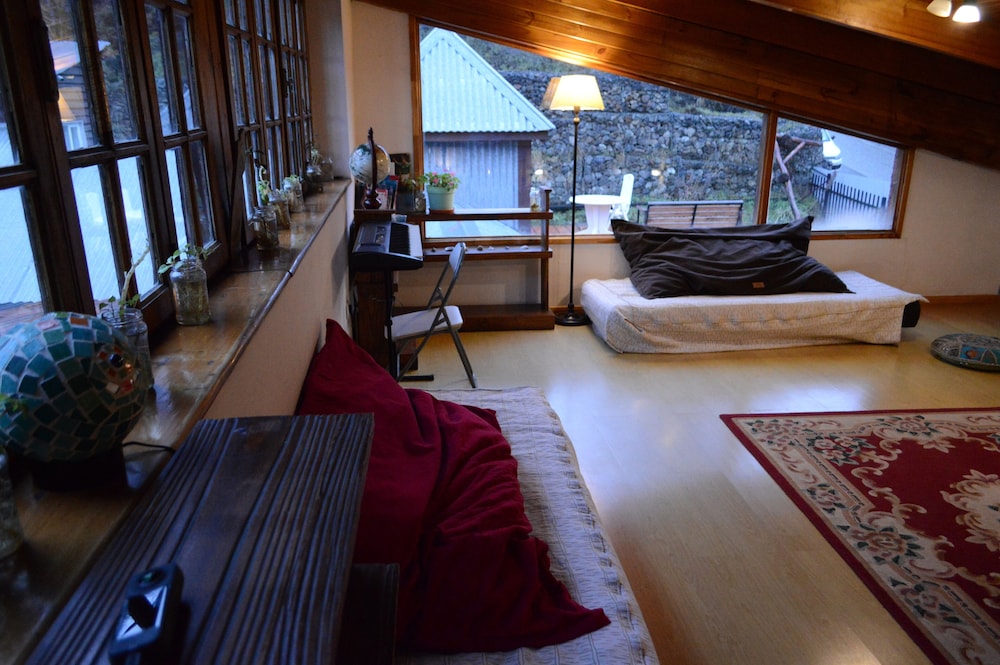 Anum Hostel