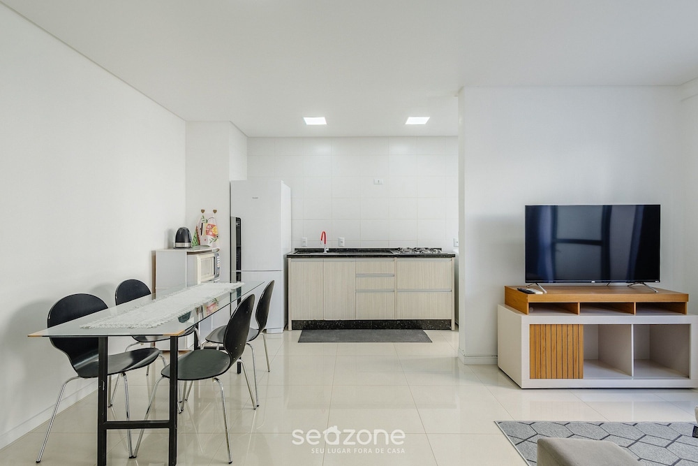 Apart With Barbecue 600m From the Beach Gen0102