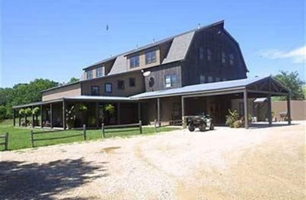 Lawrence Vacations - Circle S Ranch - Property Image 82