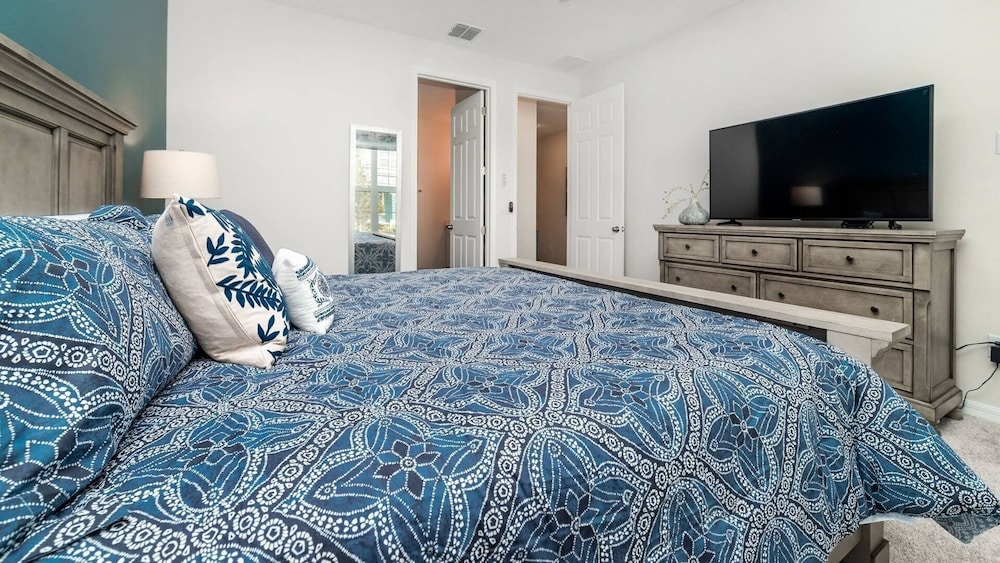 Solara Resort 7 Bedroom Private Pool Home with Game Room 7 Home