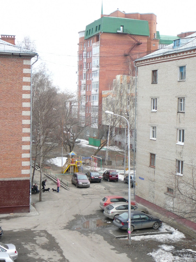 Apartment on Melnichnaya 24